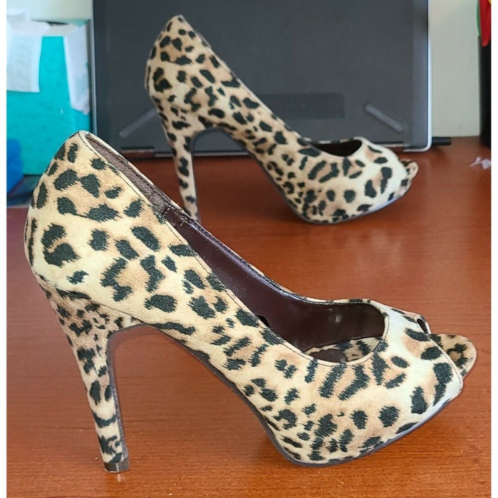 Cheetah open toe stiletto high heels women shoes Size: 6 Suede